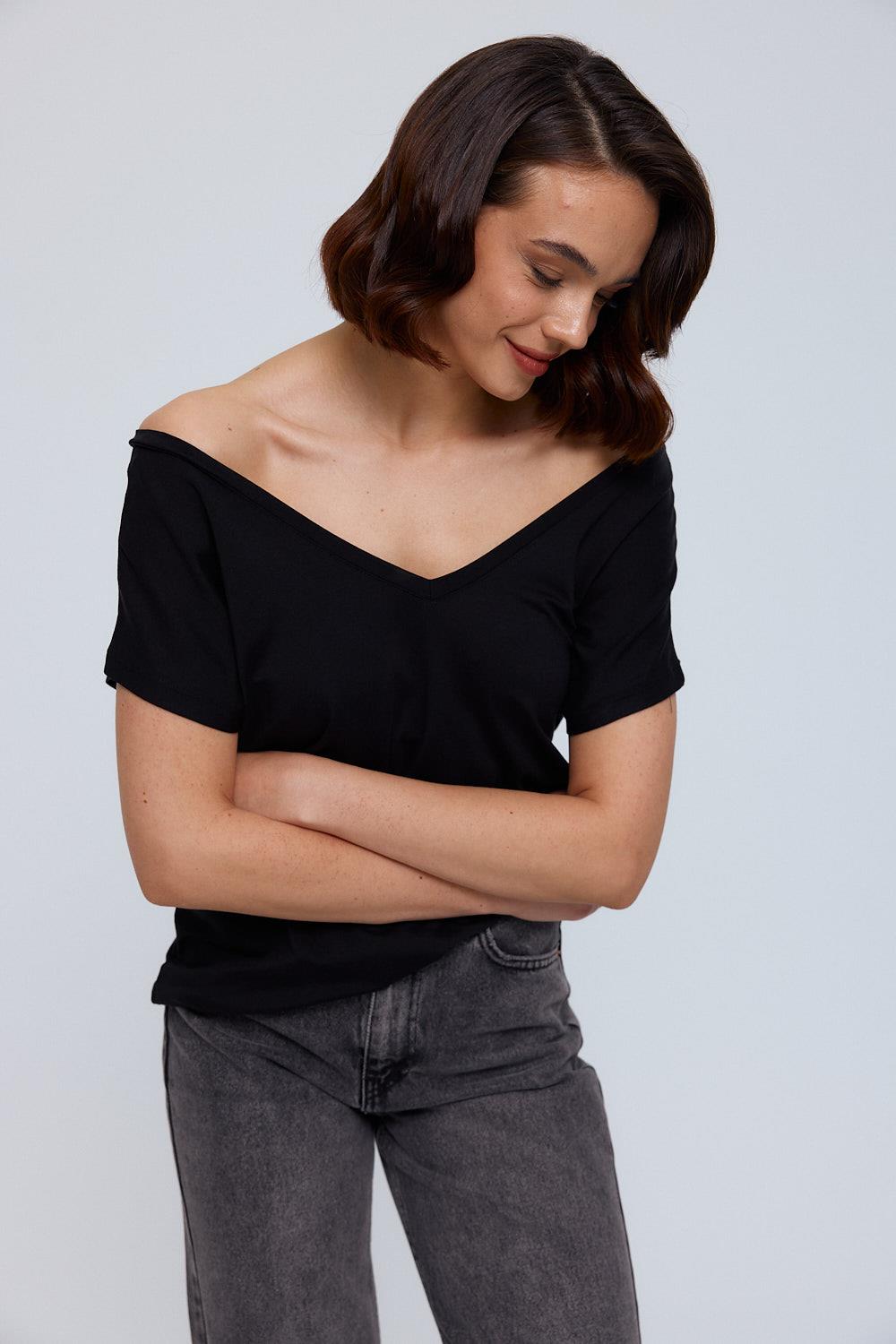 V-Neck Black Relaxed Fit Blouse